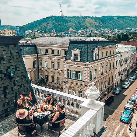 โรงแรมไตรเบกา Tbilisi ภายนอก รูปภาพ